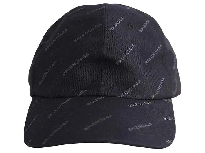 Balenciaga Boné preto