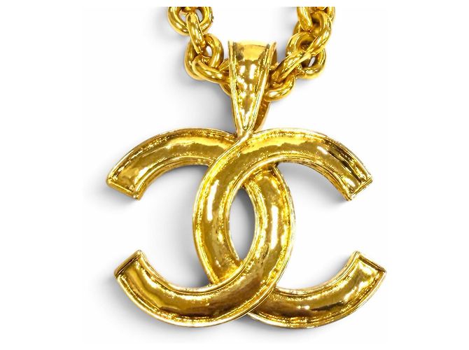 Collana a catena Chanel Vintage 94P Coco Mark D'oro