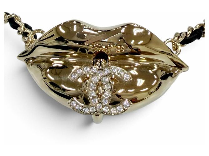 Collier Chanel B23S Coco Mark Lip Motif Noir