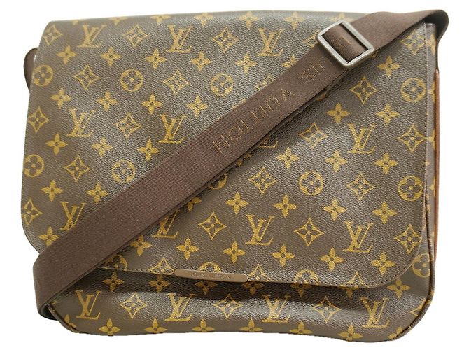 Bolsa de Ombro Louis Vuitton Monogram Bobourg MM Marrom