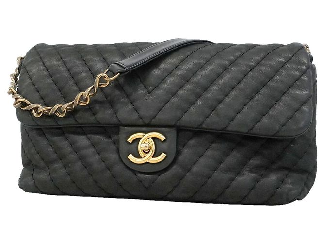 Chanel Schultertasche Schwarz