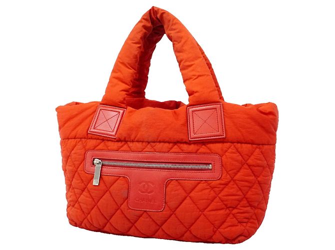 Borsa Tote Chanel Coco Cocoon in nylon Rosso