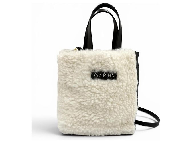 Bolsa de Ombro Mini Museo Soft Marni Preto Fora de branco
