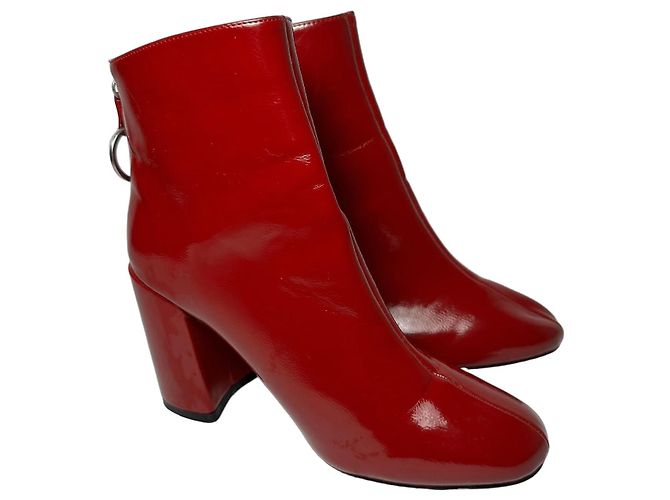 Botines Office London de charol rojo Roja