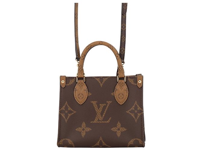 Louis Vuitton Brown Monogram Reverse OnTheGo BB Marrom