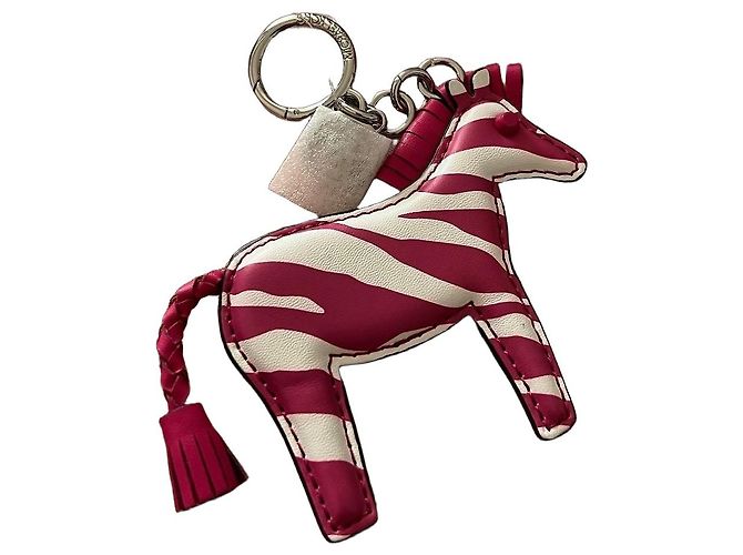 Michael Kors Porta-chaves Zebra em Couro Rosa e Branco