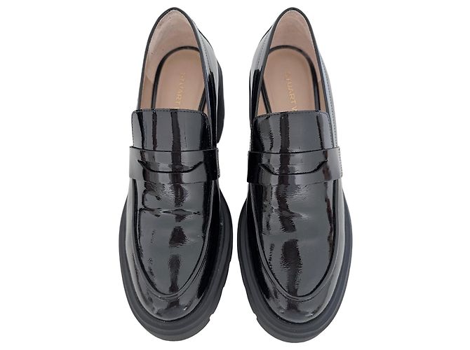 Stuart Weitzman Mocasines de piel charol negra Negro