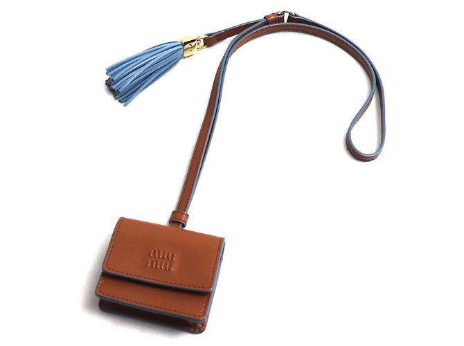 Miu Miu Charm Trick Bag Charm in pelle Marrone Blu chiaro
