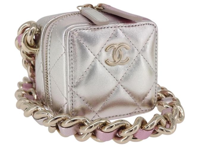 CHANEL Matelasse Chain Shoulder Pouch Lamb Skin Gold Silver CC Auth bs36858SAM Plata Dorado