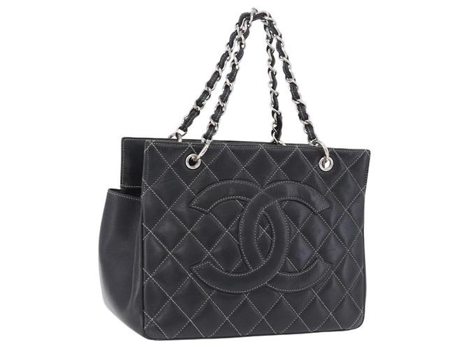 Bolsa de mão CHANEL Matelasse com corrente em couro preto e prata CC Auth ka6174SAV