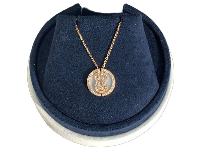 Collier Fred Doré