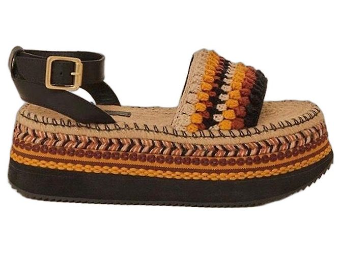 Farm Rio Sandali con zeppa in crochet e pelle Marrone Nero Multicolore