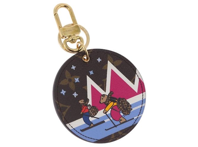 LOUIS VUITTON Monogram Porte Cles Ski Bear Charm M63756 LV Auth 203312M Monograma