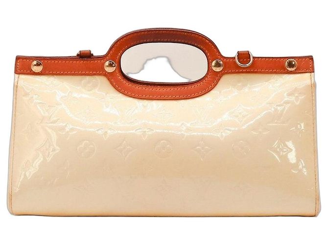 Sac Louis Vuitton Monogram Vernis Reade PM Beige