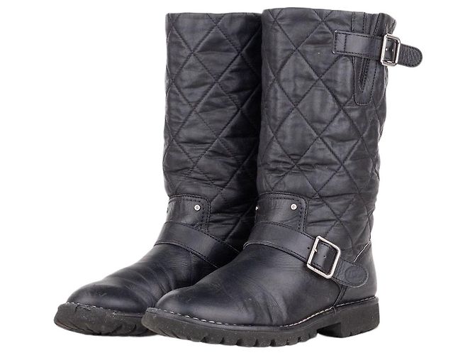 Botas Moto Biker Acolchoadas Chanel by Karl Lagerfeld 2010s Preto
