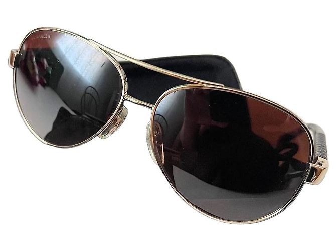 Occhiali da sole Aviator Chanel Oro e Nero D'oro