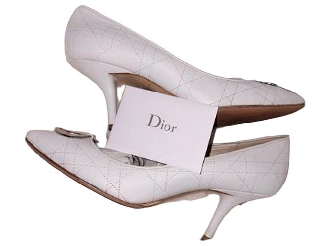 Superbes talons blancs Dior