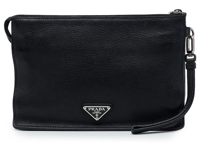 Clutch de muñeca Prada en Vitello Daino negro