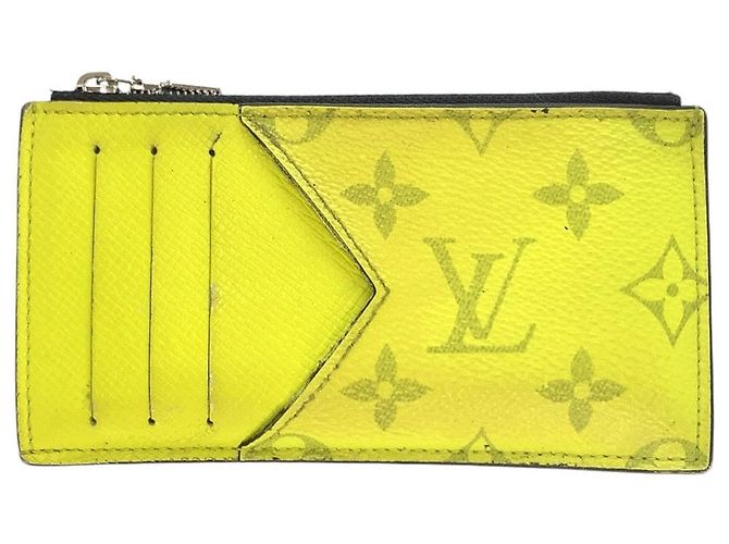 Tarjetero con monedero Louis Vuitton Taigarama Amarillo