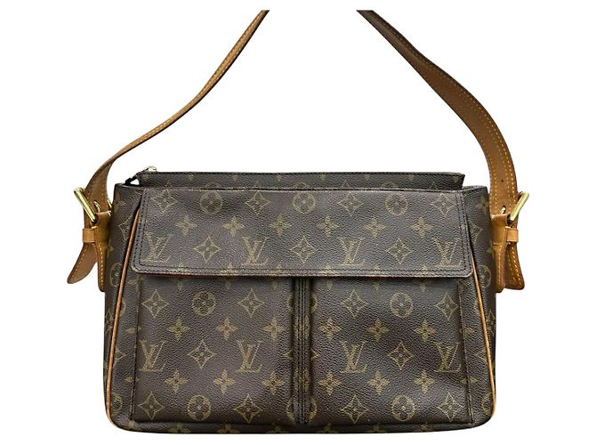 Bolsa de Ombro Louis Vuitton Vivasite GM Marrom