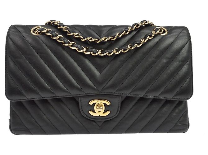 Chanel Classic Double Flap Quilted Lambskin Medium Noir