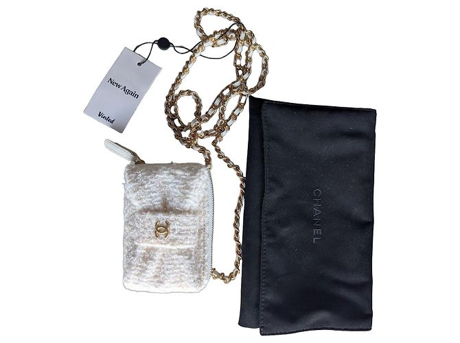 Chanel Mini Bag em Tweed Branco com Corrente
