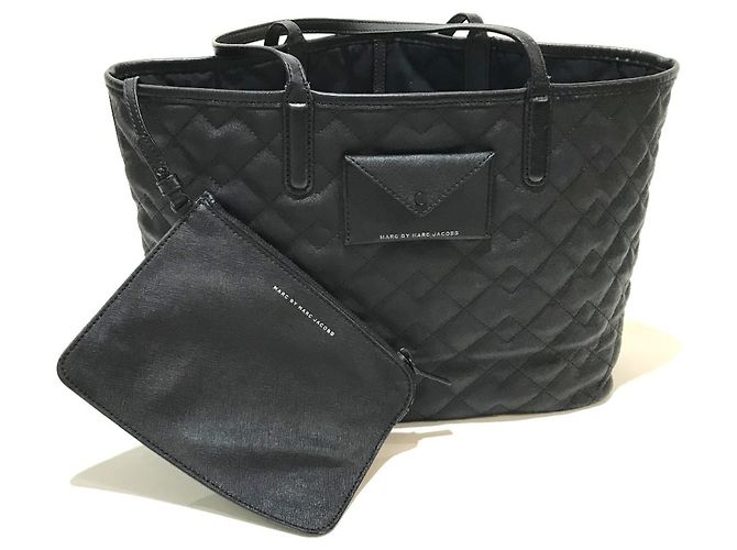 Bolsa de ombro em couro acolchoado Marc by Marc Jacobs Preto