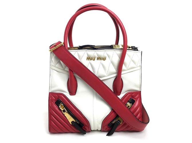 Bolsa Miu Miu Matelassé em couro vermelho e branco