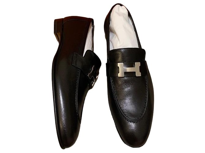 Hermès leather loafers Black