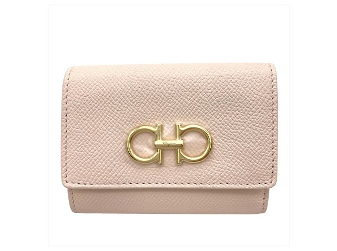 Salvatore Ferragamo Gancini Tri-fold Geldbörse Pink