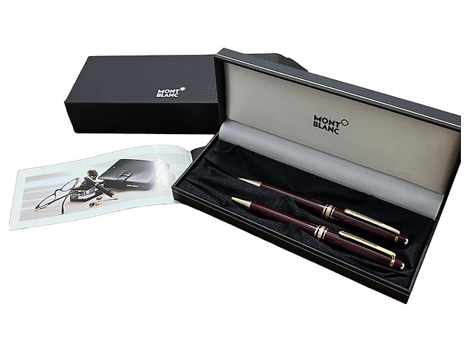 Coffret de stylos Montblanc Bordeaux et Or Doré