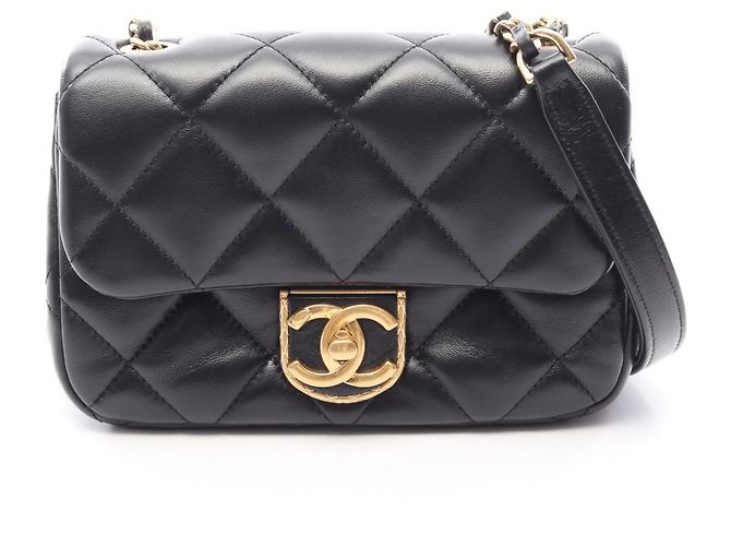 Borsa a tracolla Chanel Matelassé Small Flap Nero