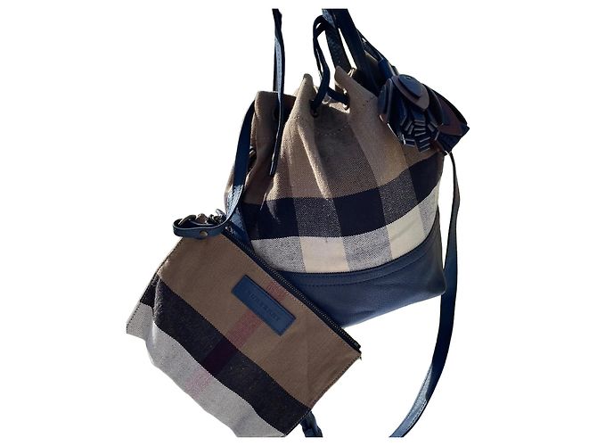 Burberry Borsa a Secchiello in Tela Check e Pelle Blu Navy Beige Marrone scuro