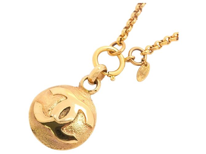 Collana Chanel placcata oro D'oro