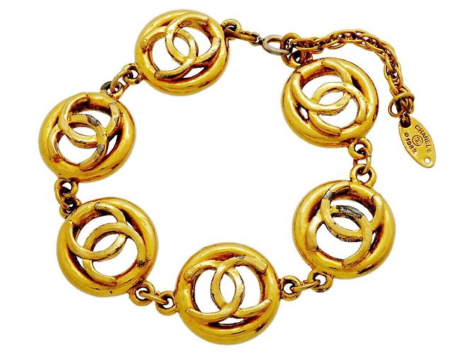 Pulsera de dijes chapada en oro Chanel Dorado