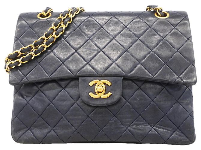 Borsa a tracolla Chanel Matelassé Navy Blu navy