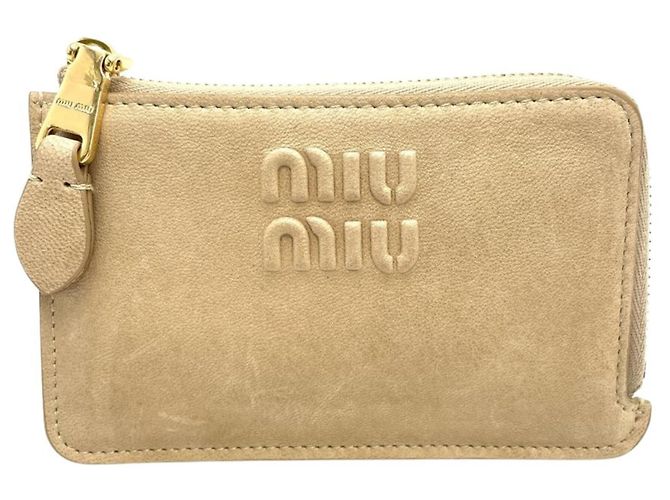 Miu Miu Kartenetui Envelope aus Nappaleder Beige