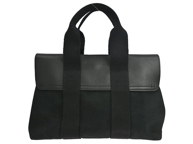 Hermès Hermes Valparaiso Toile and Leather PM Nero