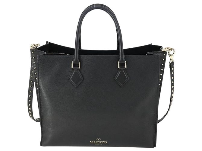 Valentino Garavani Rockstud Open Leather Medium Black