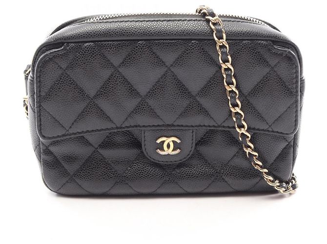 Borsa a tracolla Chanel Matelassé Classic Nero