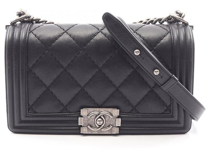 Borsa a tracolla Chanel Boy in pelle d'agnello nera Nero