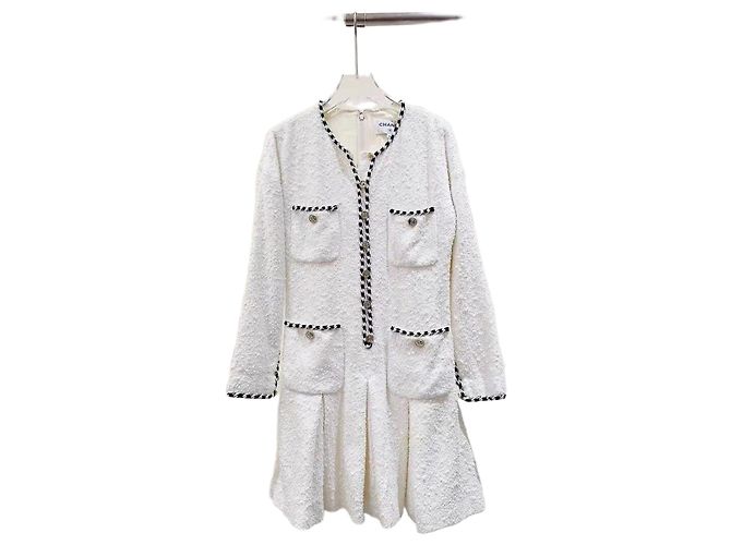 Chanel Tweed Kleid Weiß Größe 36