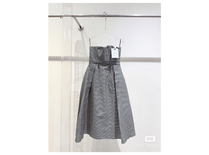 Autre Marque Dior Kleid aus schwarzer Seide Mehrfarben