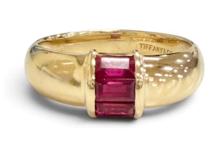 Autre Marque Anello Tiffany Vintage Stacking in Rubino D'oro