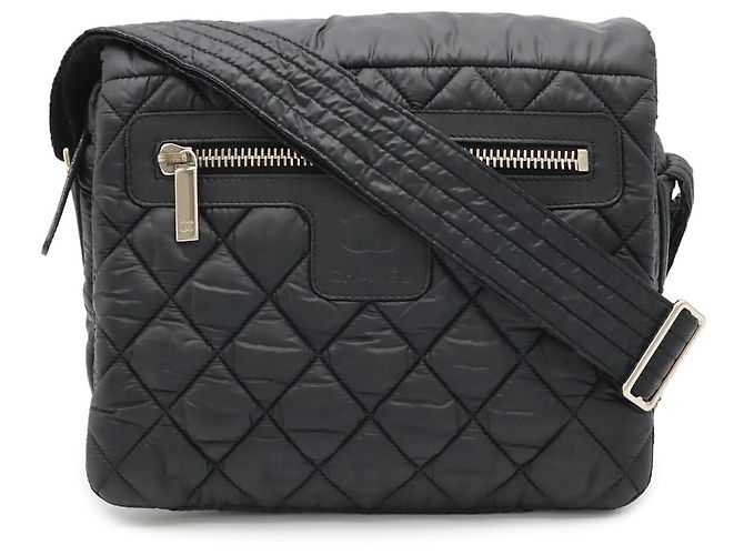 Borsa a tracolla piccola Chanel Coco Cocoon Matelassé Nero
