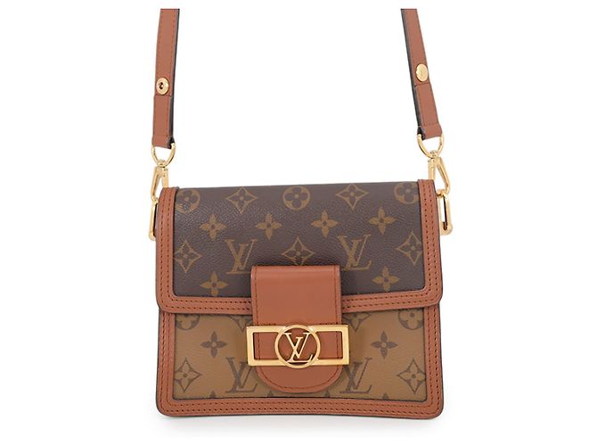 Bolsa de Ombro Mini Dauphine Monogram Reverse Louis Vuitton Preto