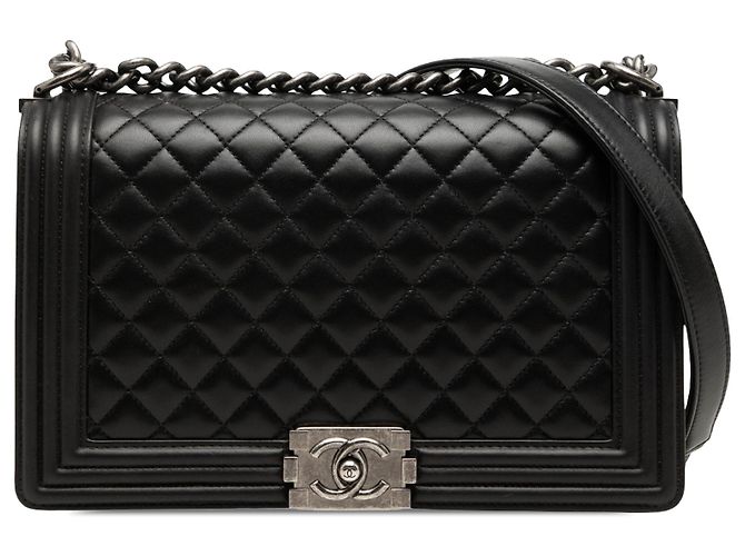 Chanel Black Medium Quilted Lambskin Boy Flap Nero
