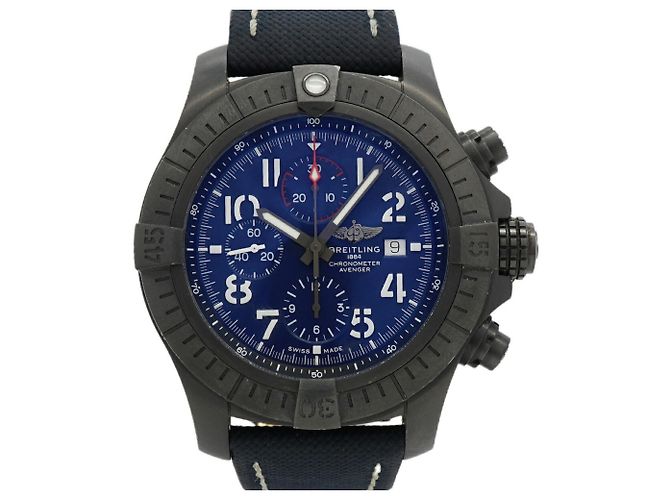 Breitling Super Avenger 48 Night Mission V13375