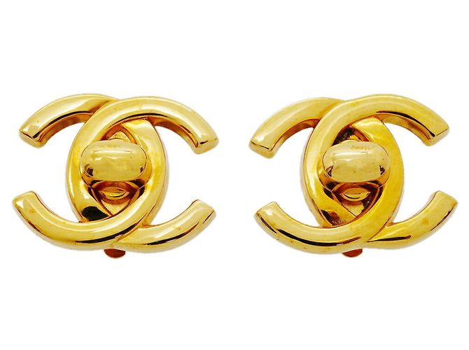 Chanel vergoldete Clip-Ohrringe Golden