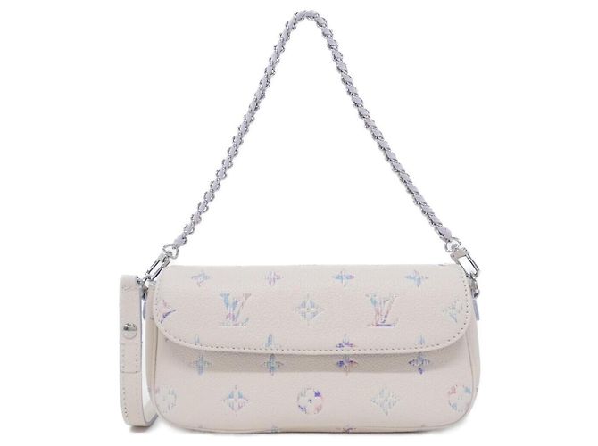 Louis Vuitton Monogram Empreinte Wallet on Chain Ivy
